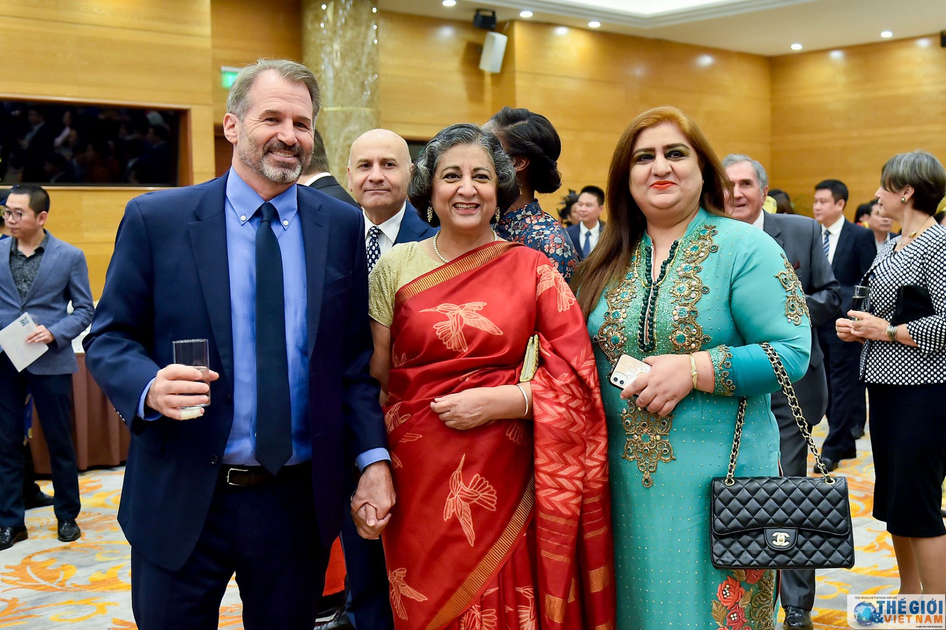 toan canh pho thu tuong pham binh minh chuc tet ngoai giao doan nam 2020