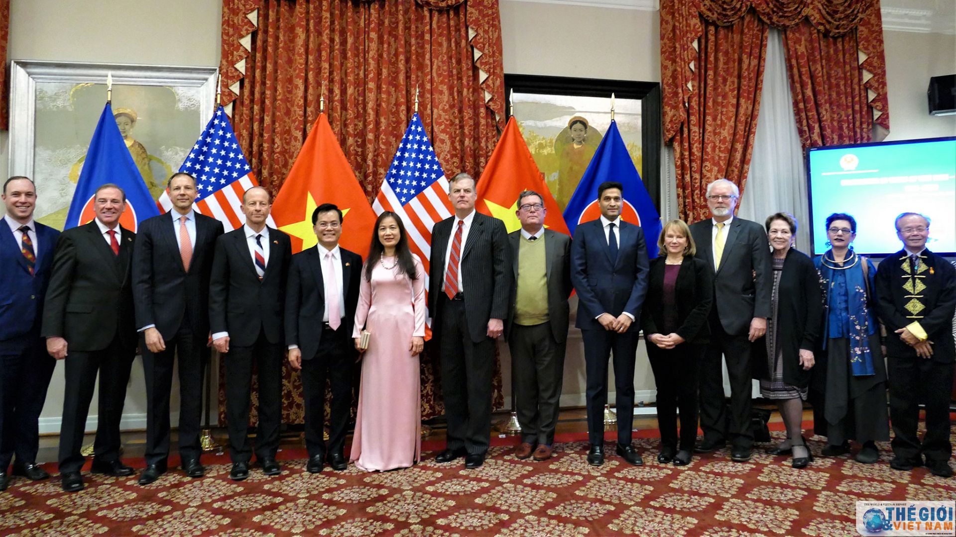 khoi dong ky niem 25 nam quan he ngoai giao viet nam hoa ky