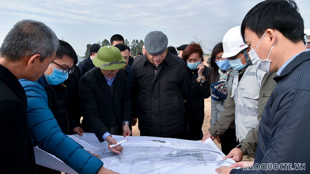 Đoàn Trưởng Cơ quan đại diện Việt Nam ở nước ngoài nhiệm kỳ 2020-2023 thăm, làm việc tại Quảng Ninh