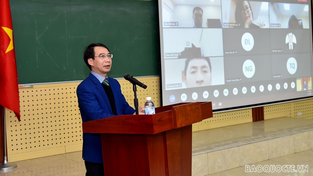 Khai giảng trực tuyến Lớp bồi dưỡng lãnh đạo, quản lý cấp Vụ dành cho các cơ quan đại diện Việt Nam tại nước ngoài