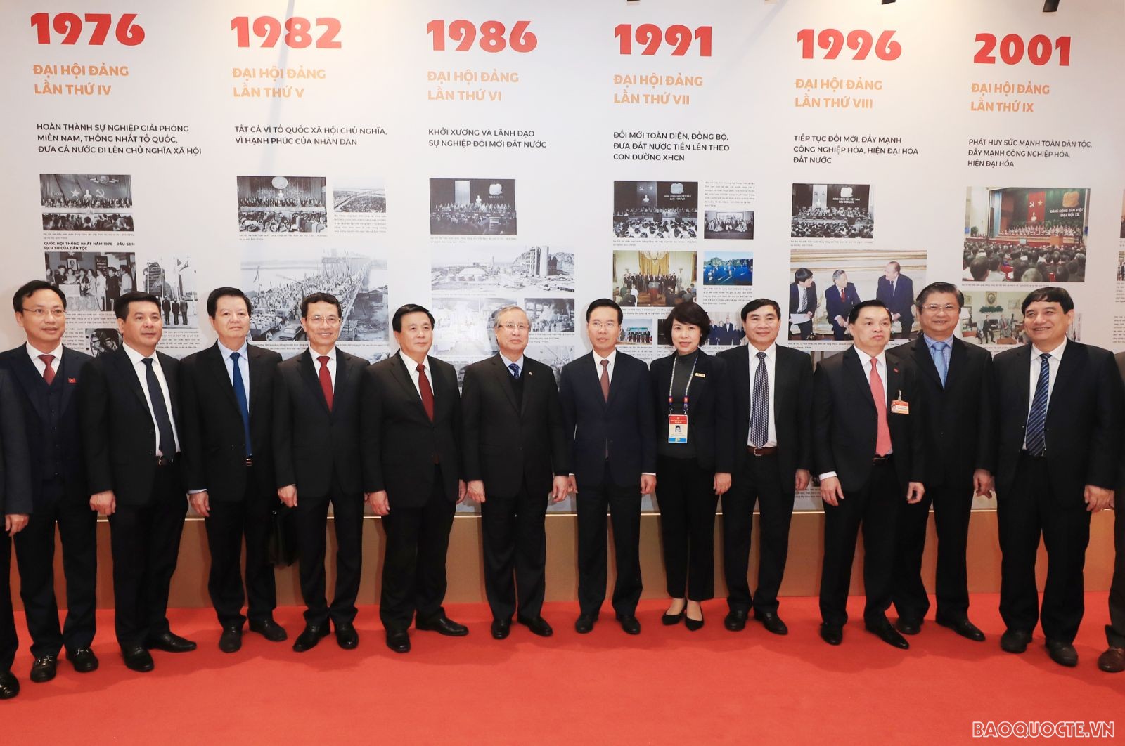 Phát hành bộ tem chào mừng Đại hội XIII của Đảng Cộng sản Việt Nam