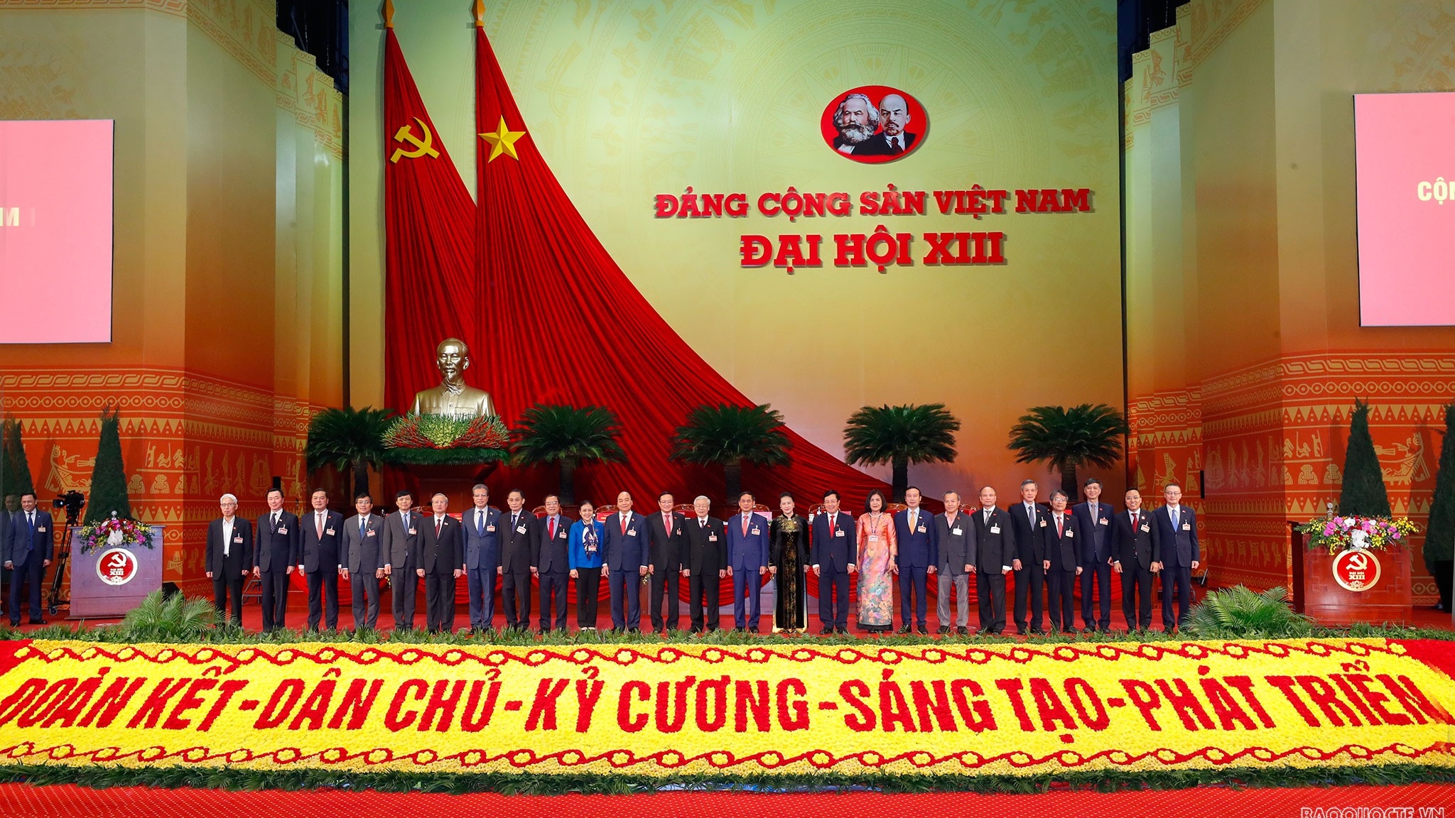 nhung net moi trong nhiem vu doi ngoai cua dai hoi xiii