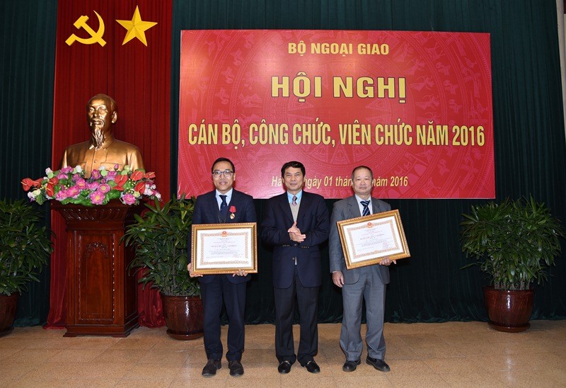 trien khai hieu qua duong loi doi ngoai cua dai hoi dang lan thu xii