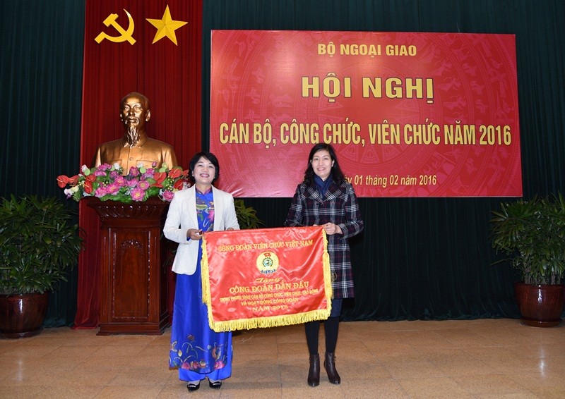 trien khai hieu qua duong loi doi ngoai cua dai hoi dang lan thu xii