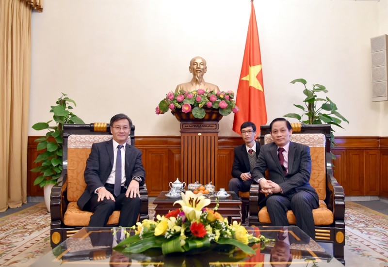 dai su lao chuc tet lanh dao bo ngoai giao