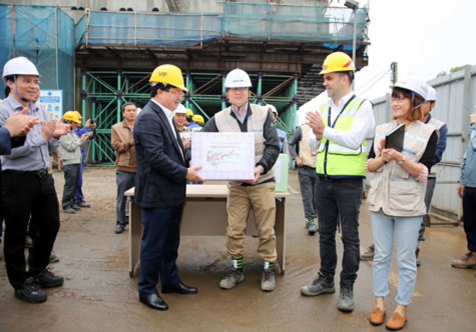 Đẩy nhanh tiến độ tuyến đường sắt đô thị tại Hà Nội tin nhap 20170204231534