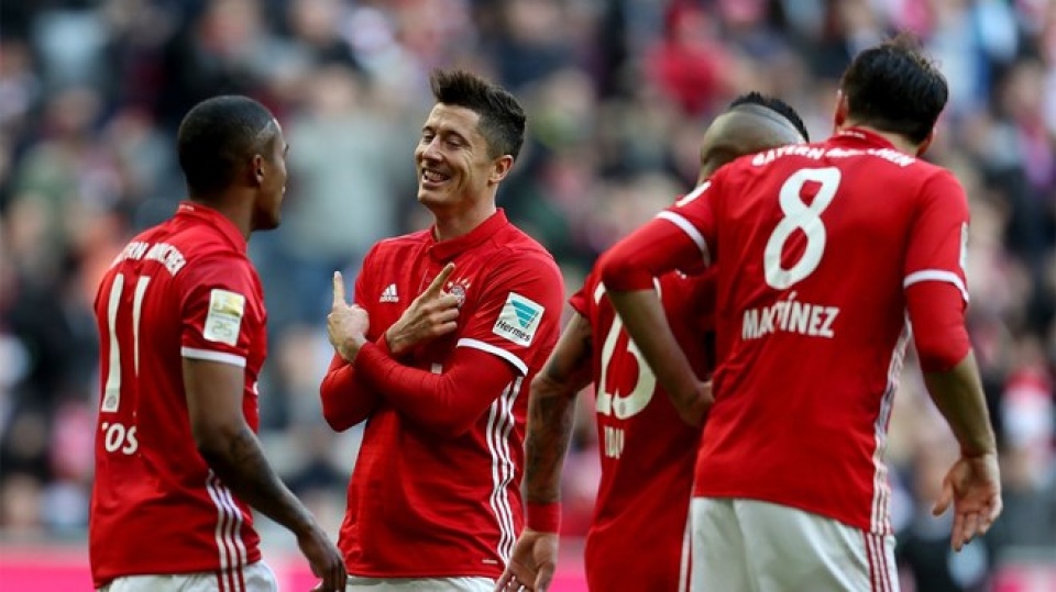 chelsea bien leicester thanh cuu vuong bayern thang huy diet