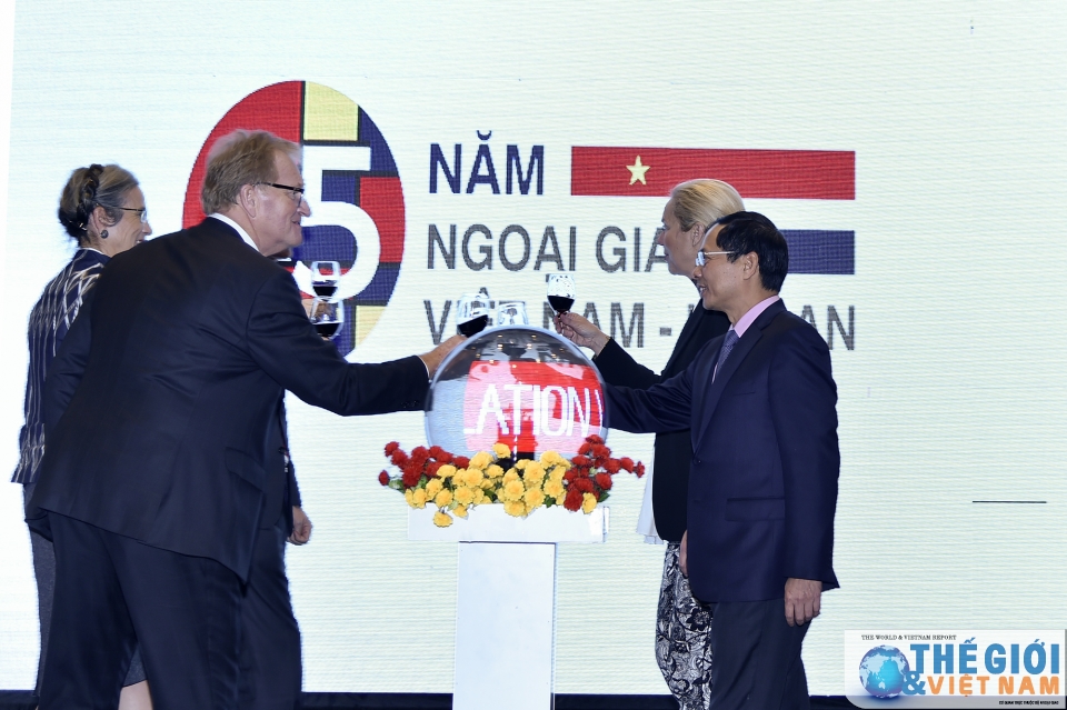 cong bo logo cho cac hoat dong ky niem 45 nam quan he viet nam ha lan