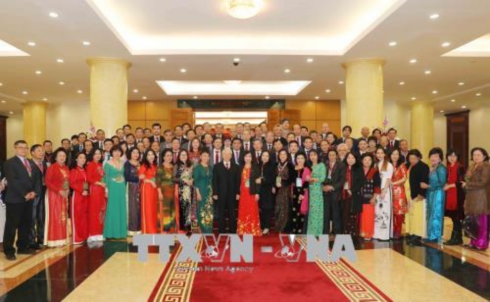 Tổng Bí thư tiếp đoàn kiều bào về đón Xuân Mậu Tuất 2018 tin nhap 20180207222728