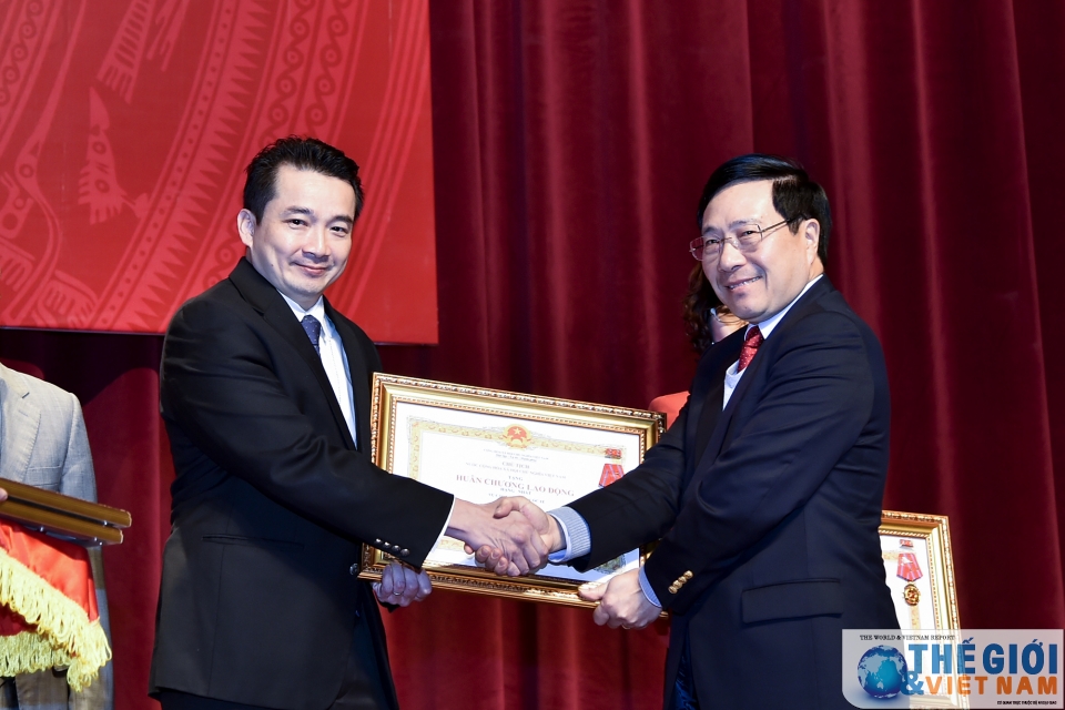 cong bo khen thuong cap nha nuoc danh hieu thi dua cua bo ngoai giao nam 2017