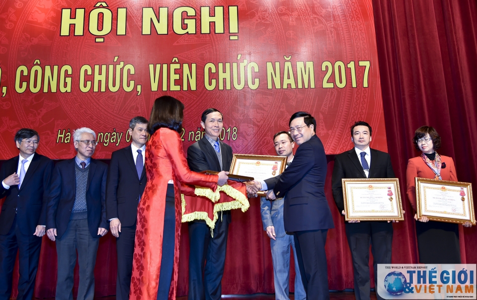 cong bo khen thuong cap nha nuoc danh hieu thi dua cua bo ngoai giao nam 2017