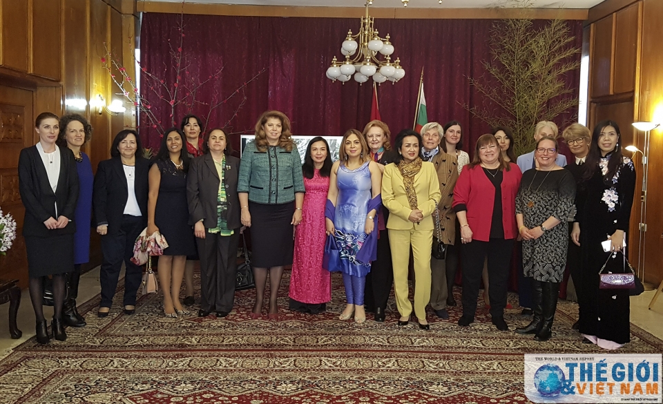 Giới thiệu văn hóa, ẩm thực Việt tại Bulgaria tin nhap 20180209231412