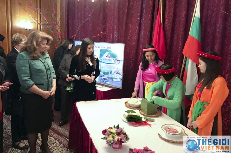 Giới thiệu văn hóa, ẩm thực Việt tại Bulgaria tin nhap 20180209231412