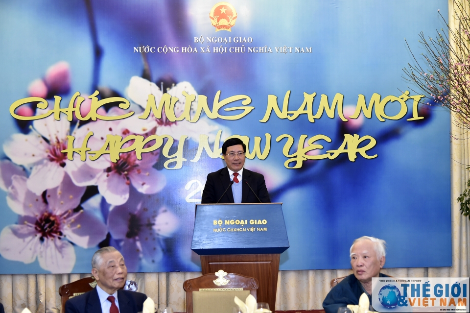 bo ngoai giao gap mat cac vi nguyen lanh dao nganh ngoai giao