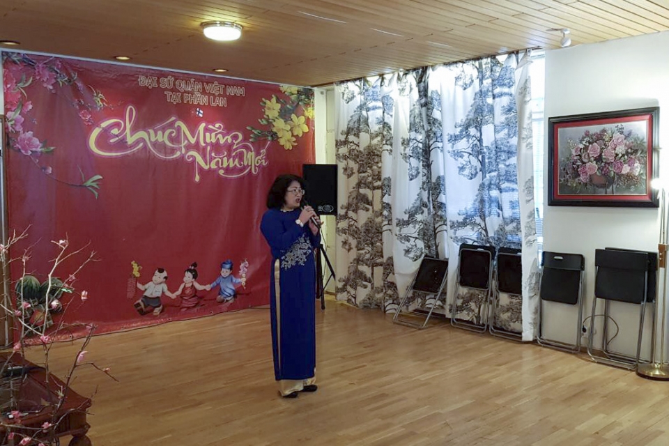 don xuan mau tuat cua ba con kieu bao tai phan lan