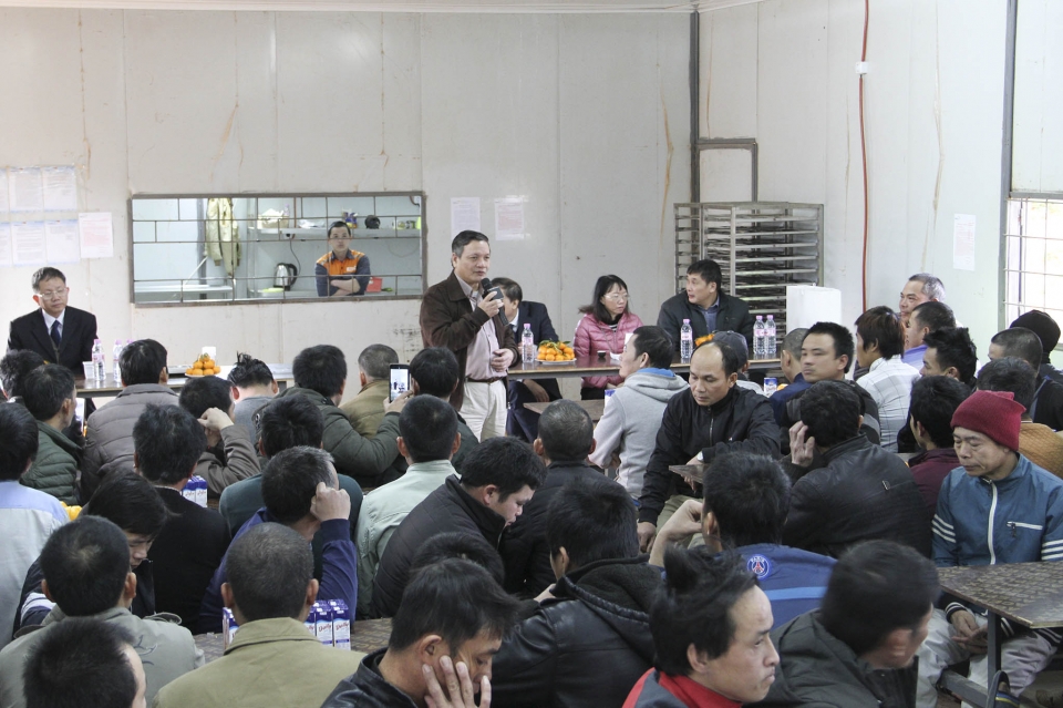 dai su tham chuc tet cong nhan viet tai algeria