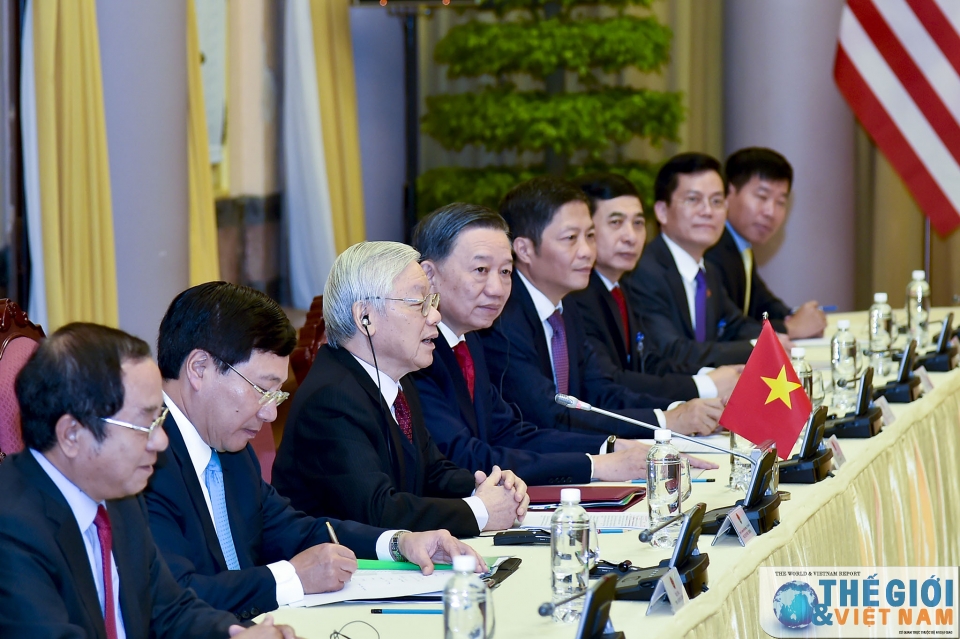 Tổng Bí thư, Chủ tịch nước Nguyễn Phú Trọng tiếp Tổng thống Donald Trump tong bi thu chu tich nuoc nguyen phu trong tiep tong thong donald trump