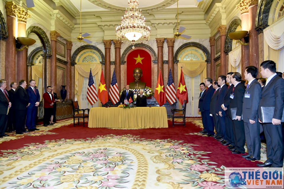 tong bi thu chu tich nuoc nguyen phu trong tiep tong thong donald trump