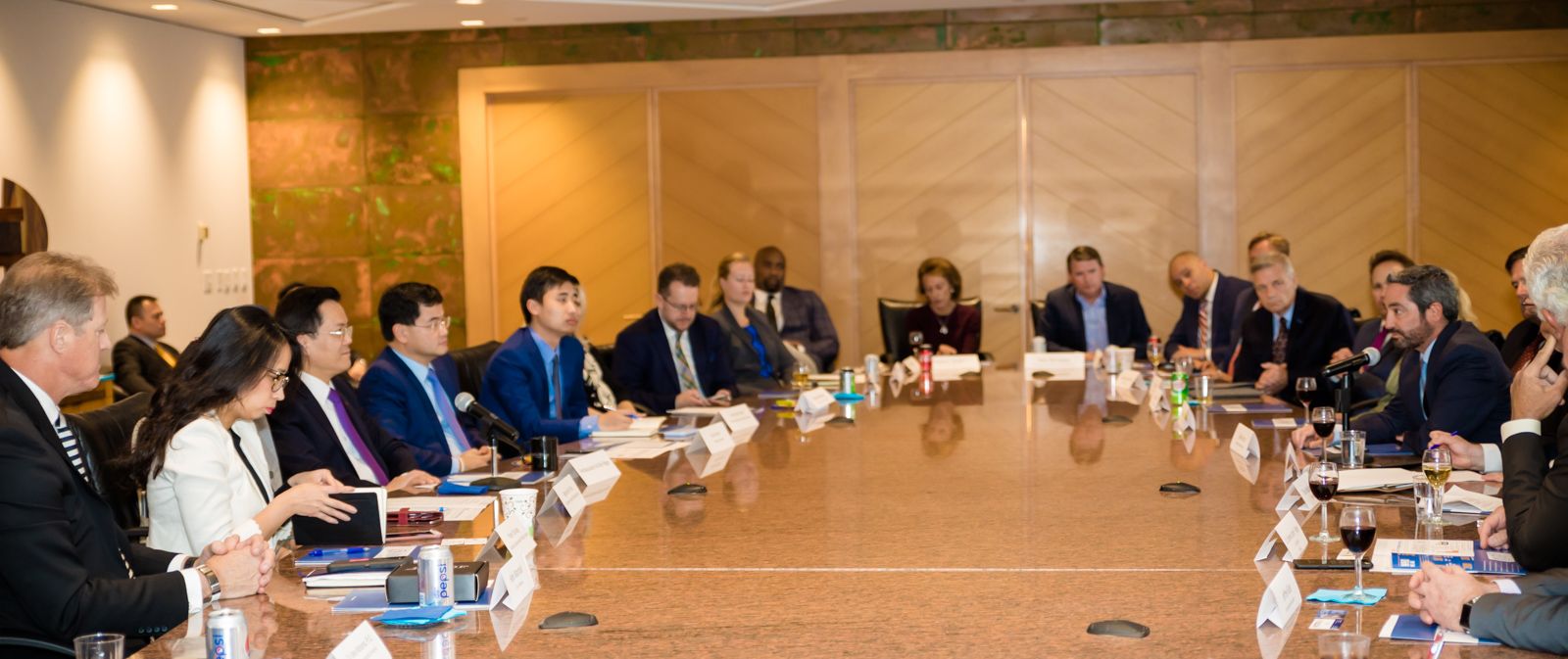 hoat dong dau tien ky niem 25 nam thiet lap quan he ngoai giao viet nam hoa ky