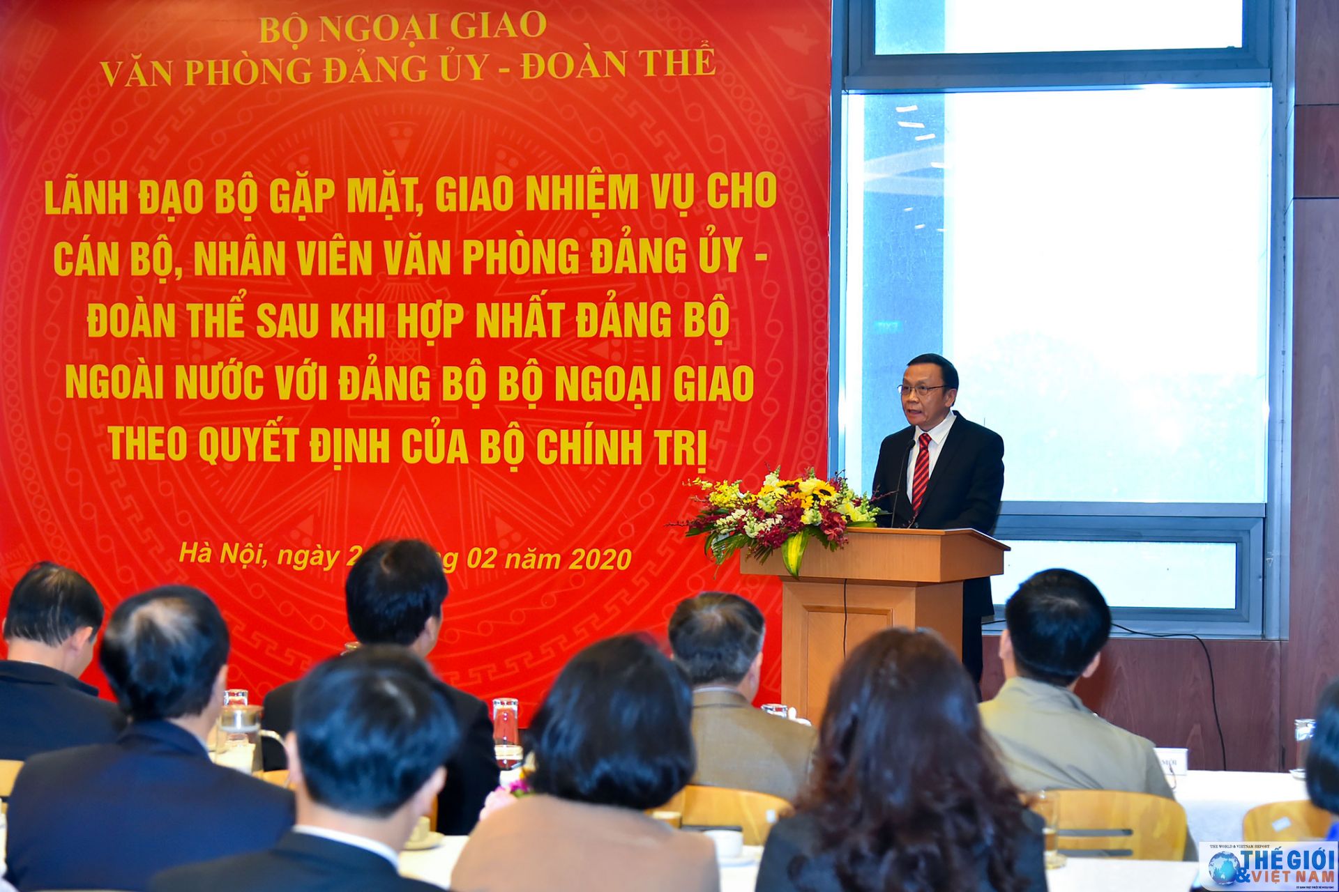 lanh dao bo gap mat giao nhiem vu cho van phong dang uy doan the sau khi hop nhat