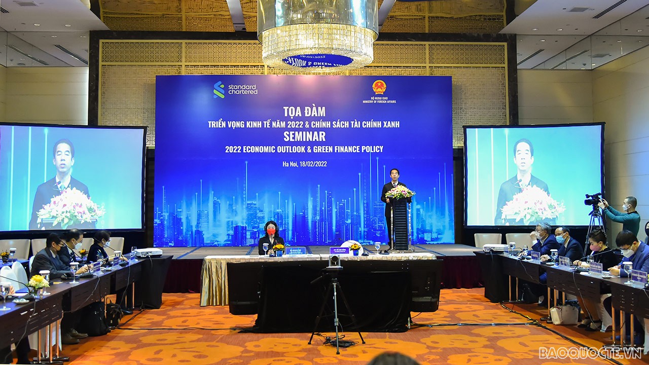 Chuyên gia Standard Chartered: Kinh tế Việt Nam sẽ tăng trưởng 6,7% trong năm nay Chuyên gia Standard Chartered: Kinh tế Việt Nam sẽ tăng trưởng 6,7% trong năm nay