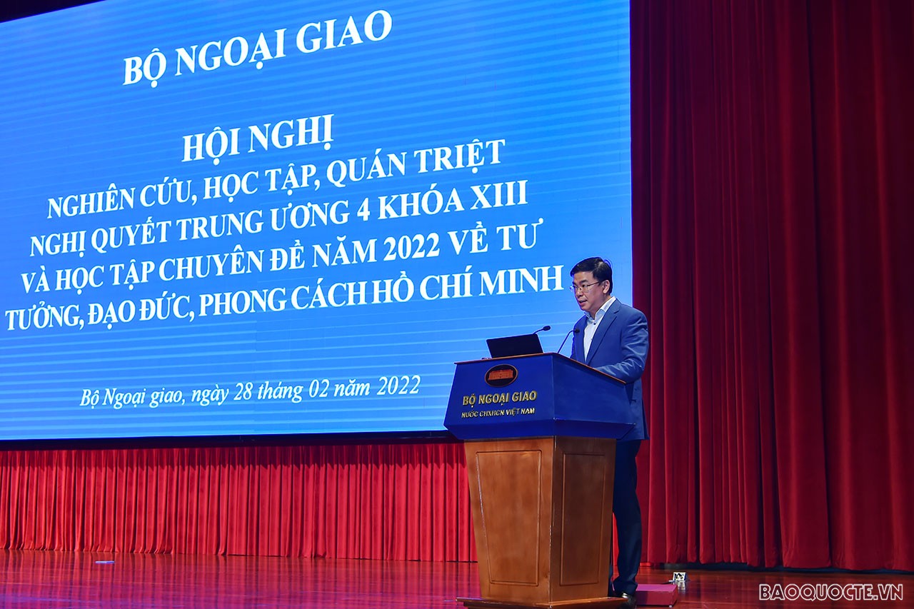 Bộ Ngoại giao quán triệt Nghị quyết Hội nghị Trung ương 4 khóa XIII