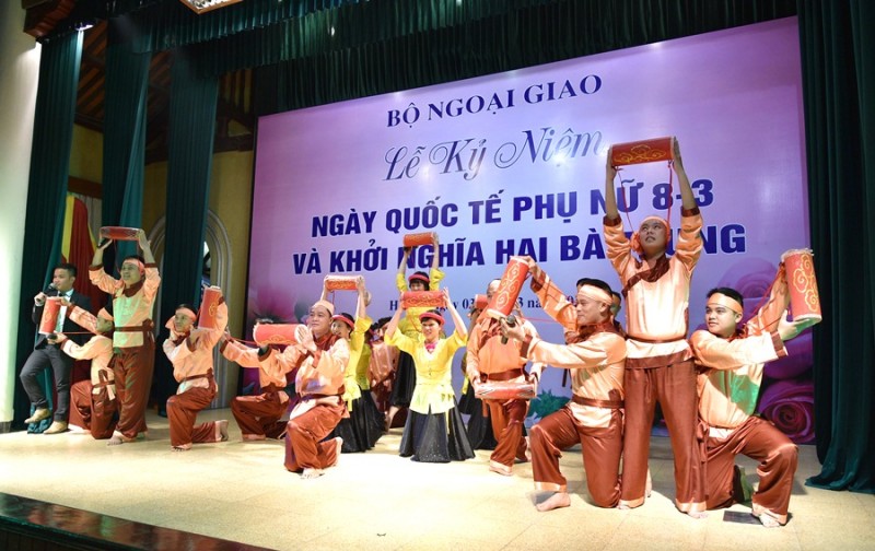 tung bung ky niem ngay quoc te phu nu 83 27704