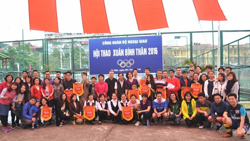 Náo nhiệt Hội thao đầu năm 2016 nao nhiet hoi thao dau nam 2016