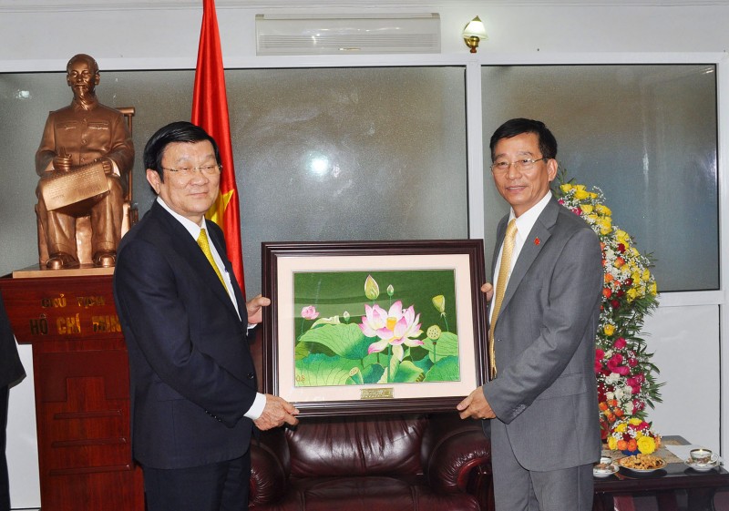 chu tich nuoc tham dai su quan viet nam tai tanzania