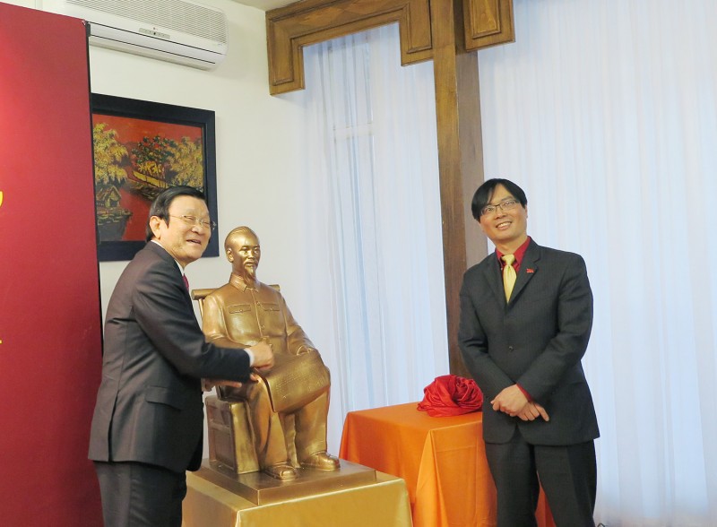 chu tich nuoc tham dai su quan viet nam tai iran