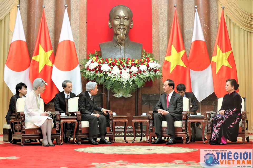 chu tich nuoc tran dai quang hoi kien nha vua va hoang hau nhat ban