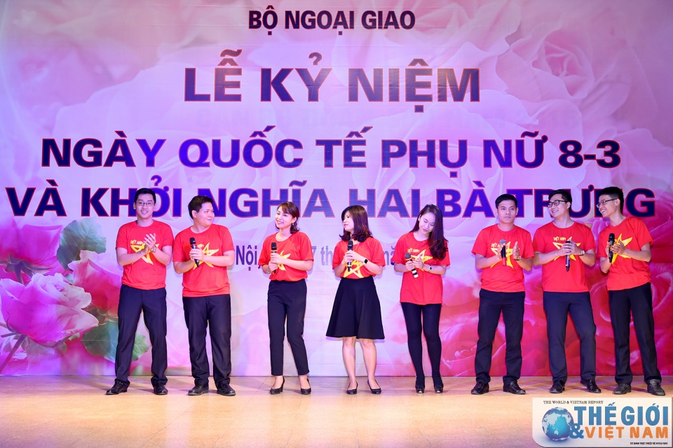 tung bung le ky niem ngay 83 nganh ngoai giao