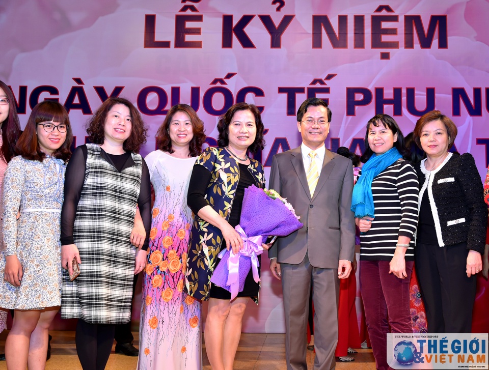 tung bung le ky niem ngay 83 nganh ngoai giao