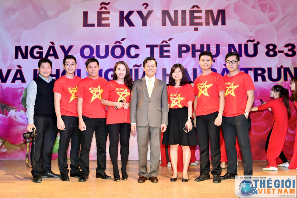 tung bung le ky niem ngay 83 nganh ngoai giao