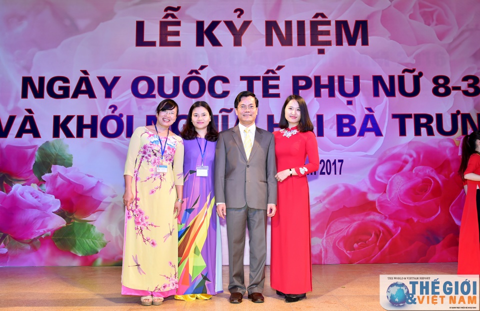 tung bung le ky niem ngay 83 nganh ngoai giao