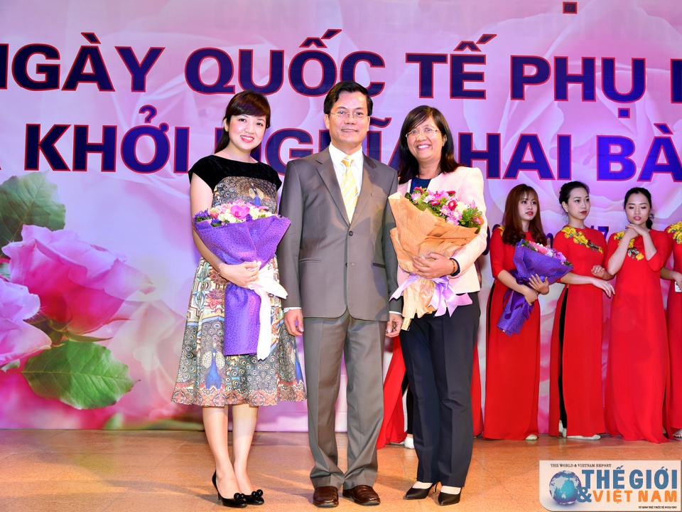 tung bung le ky niem ngay 83 nganh ngoai giao