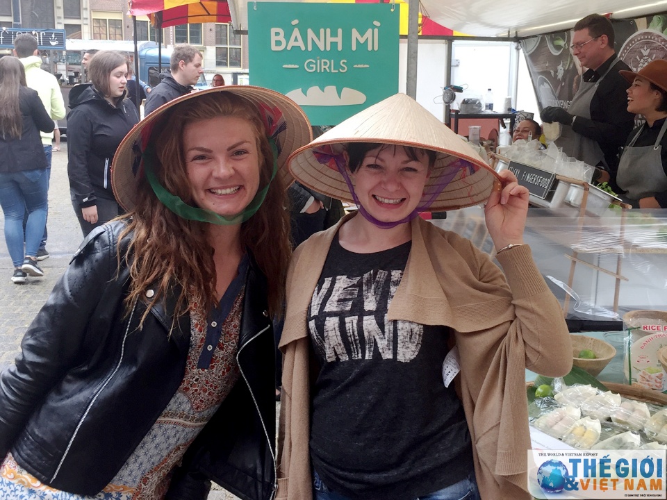 Cô gái Việt khởi nghiệp kinh doanh ẩm thực Việt tại Hà Lan co gai viet khoi nghiep kinh doanh am thuc viet tai ha lan