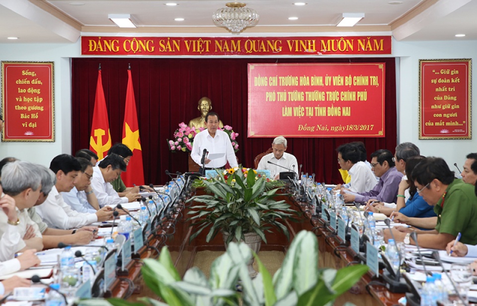 Làm rõ tổ chức tội phạm sau lưng ‘cát tặc’ lam ro to chuc toi pham sau lung cat tac