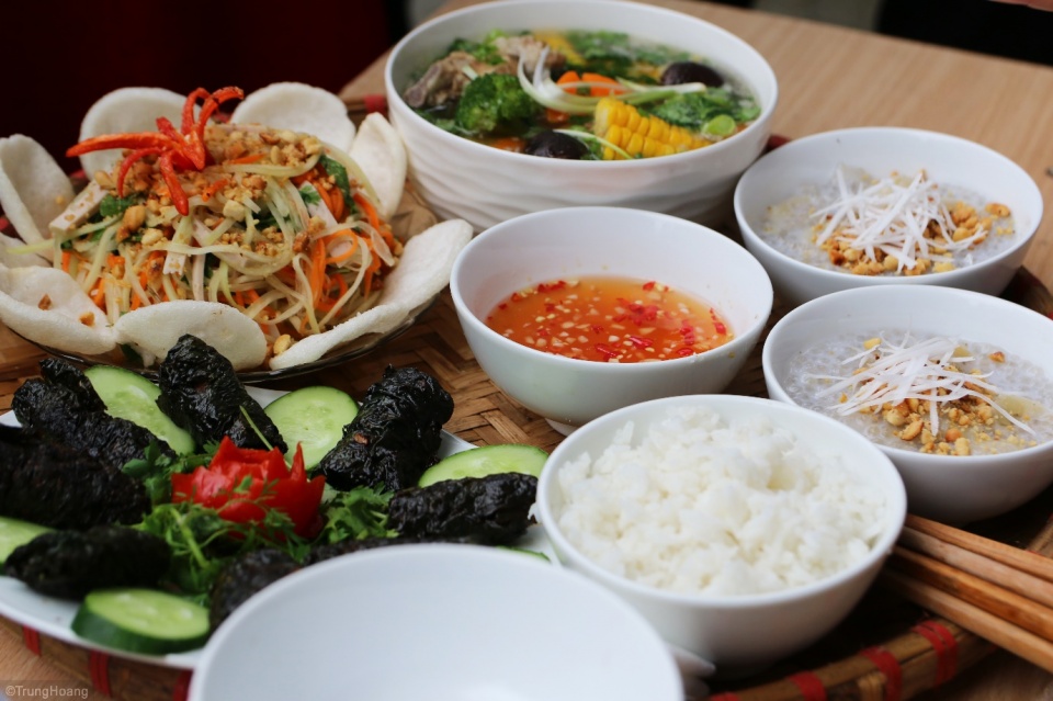 an tuong foie tournament 2017 voi sinh vien hoc vien ngoai giao