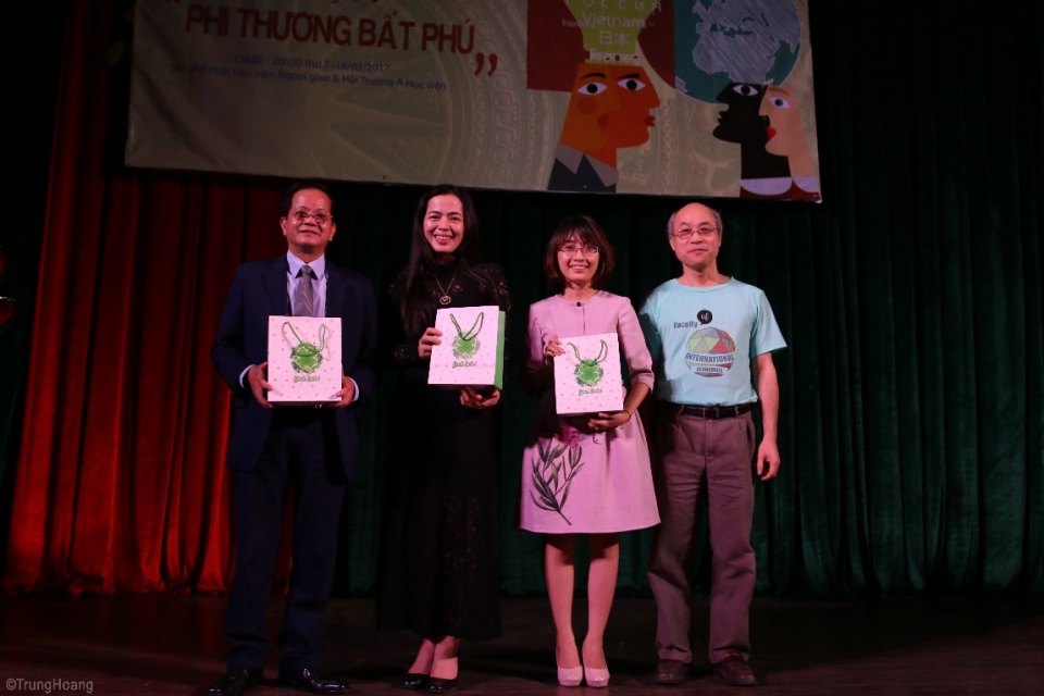 an tuong foie tournament 2017 voi sinh vien hoc vien ngoai giao