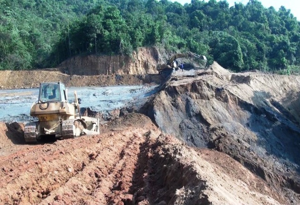 khan truong xu ly vu vo dap bun thai