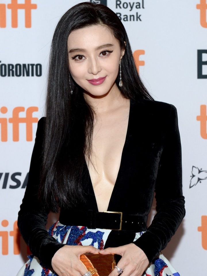 Phạm Băng Băng đăng quang ở Giải Điện ảnh châu Á pham bang bang dang quang o giai dien anh chau a