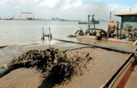 pho thu tuong truong hoa binh tiep doan nguoi co cong tinh kon tum