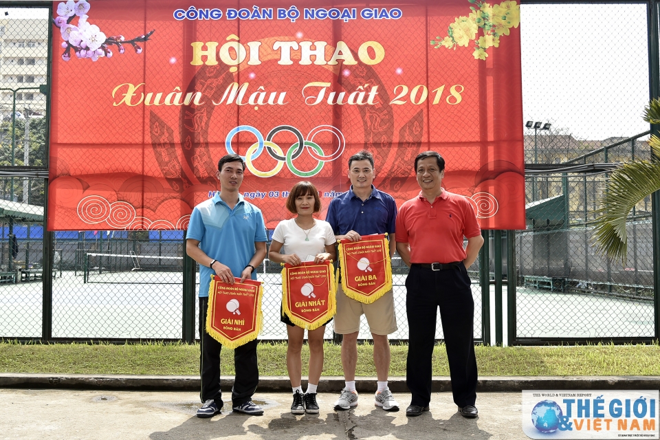 tung bung hoi thao xuan nam 2018