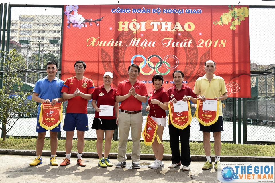 tung bung hoi thao xuan nam 2018