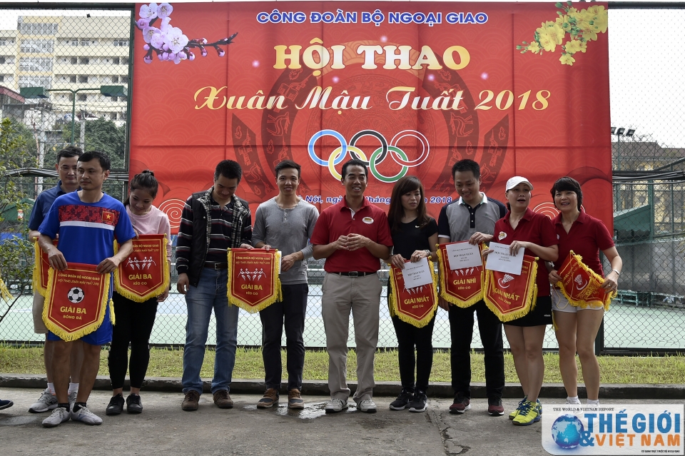 tung bung hoi thao xuan nam 2018