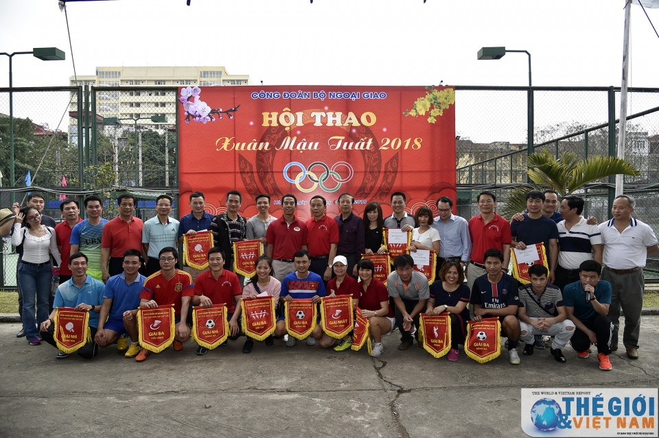 tung bung hoi thao xuan nam 2018