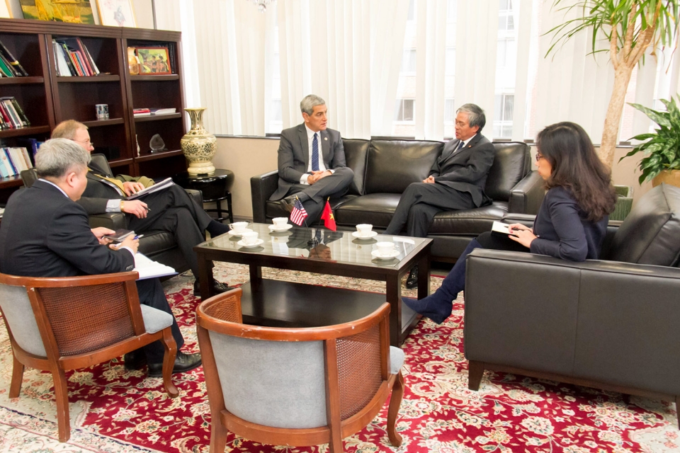 Đại sứ Phạm Quang Vinh dự Tiếp tân của Viện Hoa Kỳ - châu Á dịp năm mới tin nhap 20180305112319