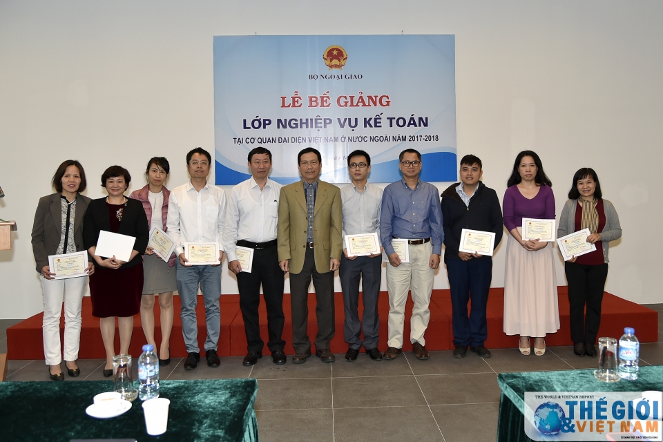 be giang lop nghiep vu ke toan tai cac co quan dai dien viet nam o nuoc ngoai nam 2017