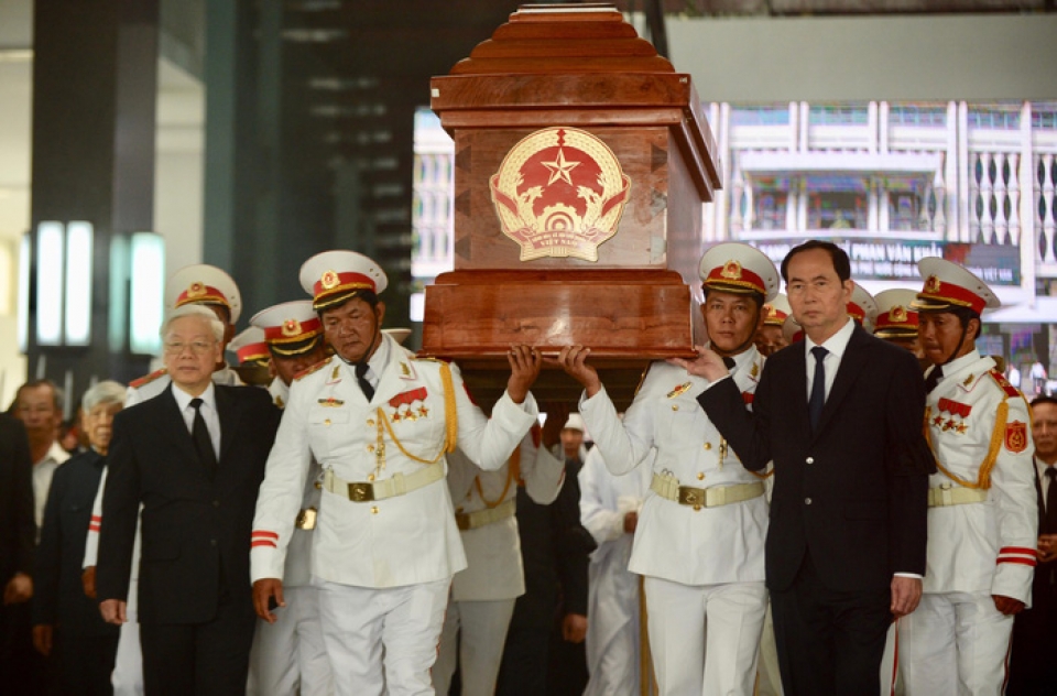 to chuc trong the le tang nguyen thu tuong phan van khai